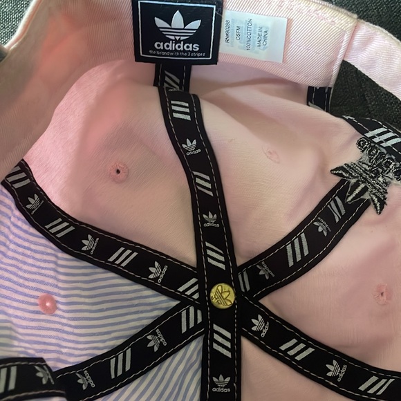 Pink Adidas DAD hat - Picture 4 of 4